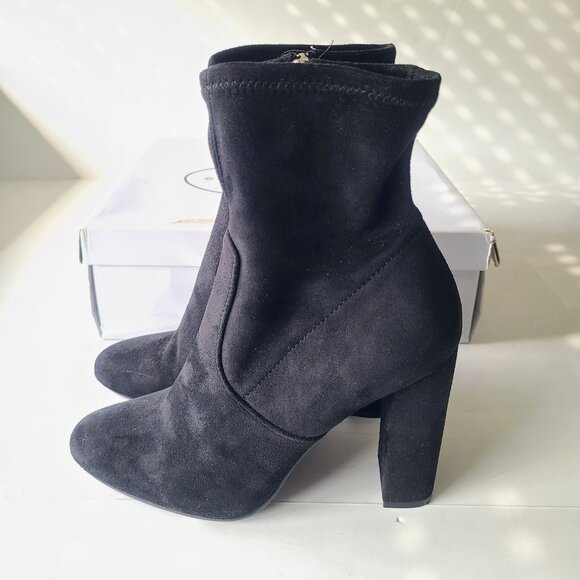 Steve Madden 'Edit' Black Suede Slouchy Heeled Ankle Booties Women's Size 7 - Picture 6 of 12